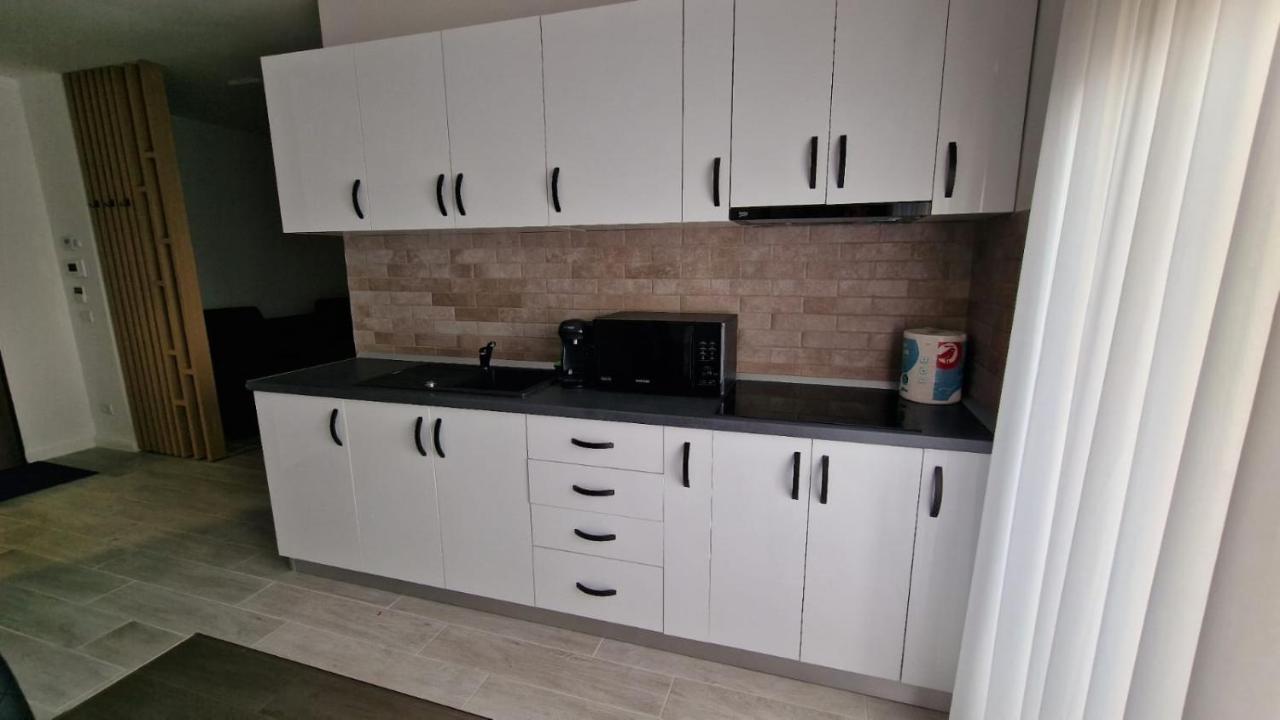 West Homes 36 Oradea Exterior photo