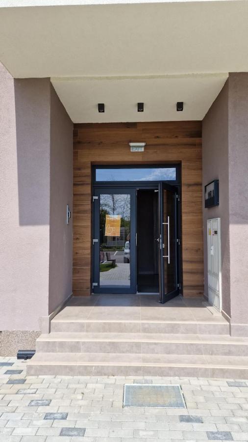 West Homes 36 Oradea Exterior photo